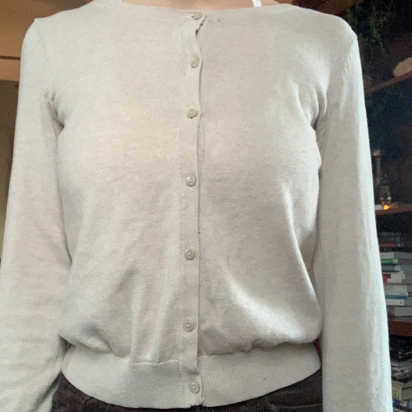 H&M Soft Tan Cardigan - Picture 3 of 7